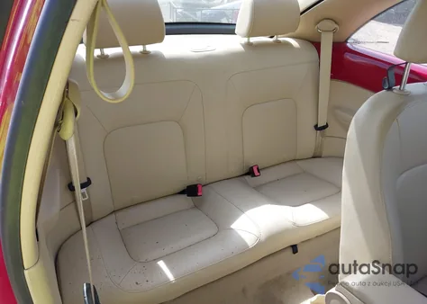 2009 Volkswagen New Beetle 2.5L из США, поврежденный, VIN 3VWRW31C59M514708